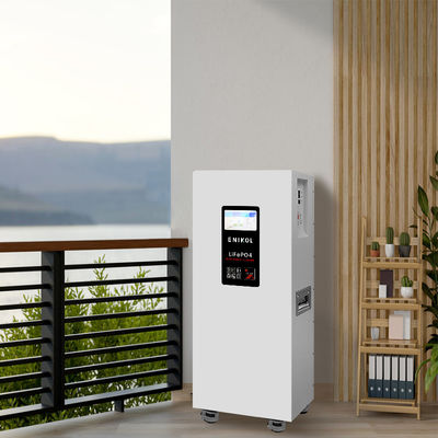 Bateria de armazenamento de energia doméstica montada na parede Roda universal 51.2V 300AH 15KWH com tela sensível ao toque de 7 polegadas